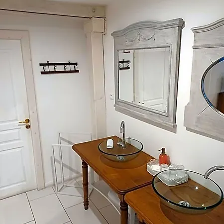Отель Cote Cour Colmar